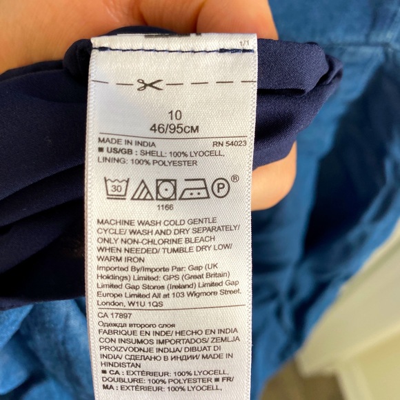 Banana Republic Jean Dress with Pockets - Size 10 - Picture 8 of 9